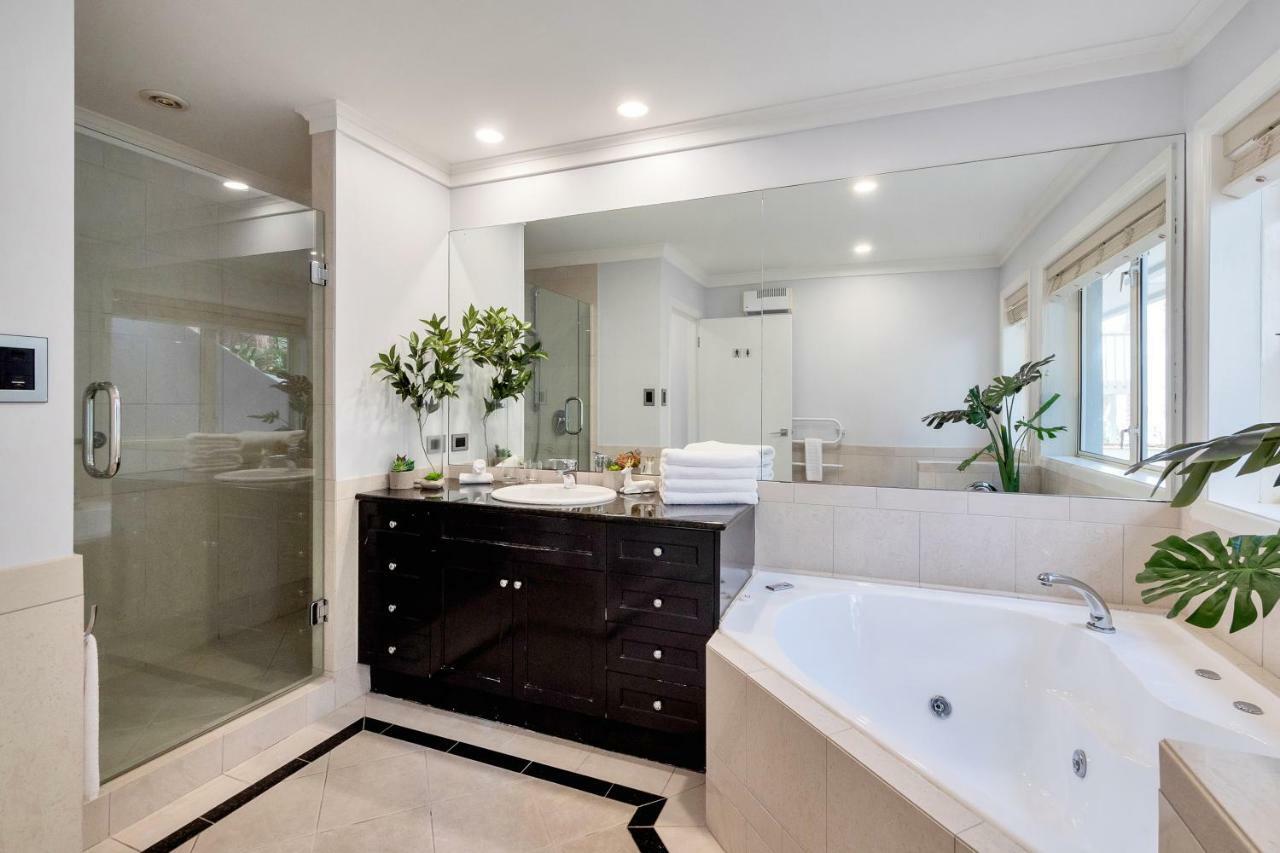Villa Orakei Grandeur Mansion With Sea Views & Pool Auckland Exterior foto
